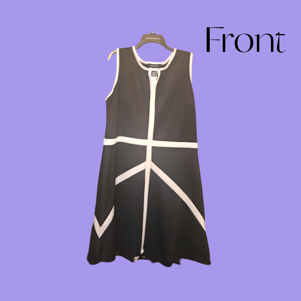 Chic Black and White Sleeveless Dress